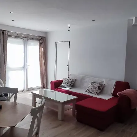 T27 2 Dorm Edif Europa Y Aparcamiento Apartment *