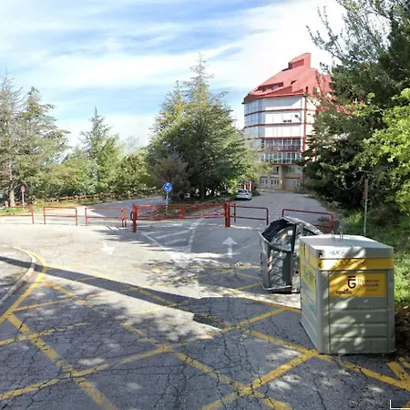 T27 2 Dorm Edif Europa Y Aparcamiento דירה