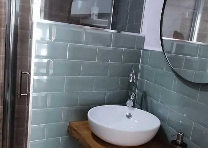 T27 2 Dorm Edif Europa Y Aparcamiento דירה סיירה נבדה